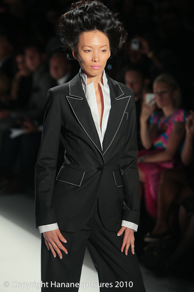 Mercedes-Benz New York Fashion Week Zang Toi S/S 2011