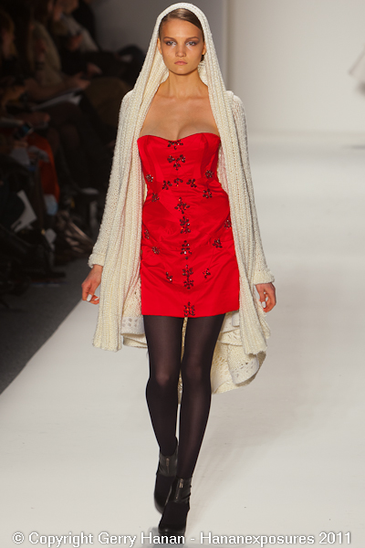 Mercedes Benz 2011 New York Fashion Week Hananexposures Irina Shabayeva Fall 2011 (41)