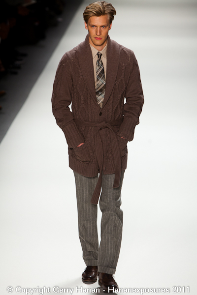 Mercedes Benz 2011 New York Fashion Week Hananexposures Perry Ellis Fall 2011 (3)