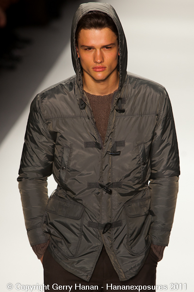 Mercedes Benz 2011 New York Fashion Week Hananexposures Perry Ellis Fall 2011 (5)