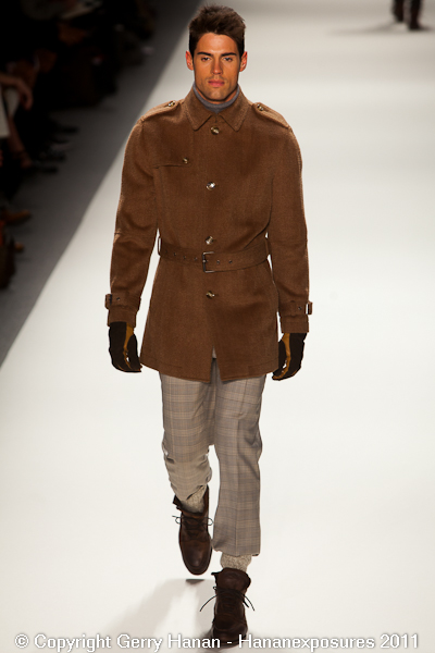 Mercedes Benz 2011 New York Fashion Week Hananexposures Perry Ellis Fall 2011 (11)