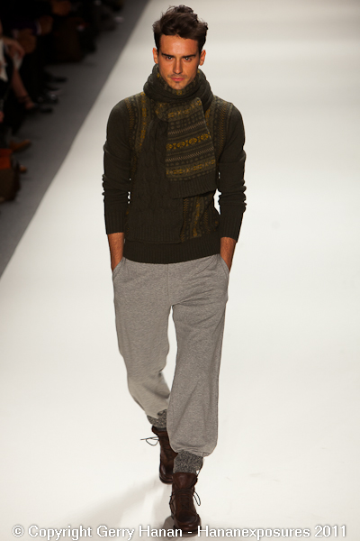 Mercedes Benz 2011 New York Fashion Week Hananexposures Perry Ellis Fall 2011 (26)