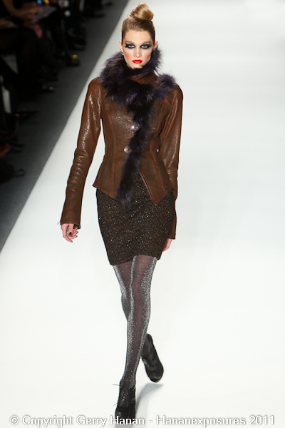 Mercedes Benz 2011 New York Fashion Week Hananexposures Veneziana Fall 2011 (20)