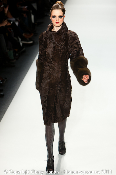 Mercedes Benz 2011 New York Fashion Week Hananexposures Veneziana Fall 2011 (24)