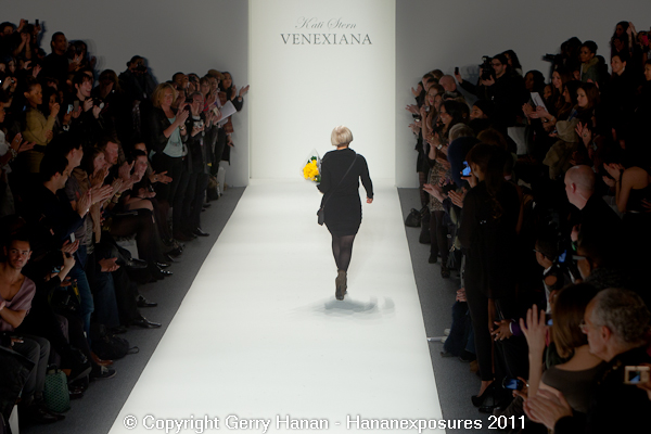Mercedes Benz 2011 New York Fashion Week Hananexposures Veneziana Fall 2011 (87)