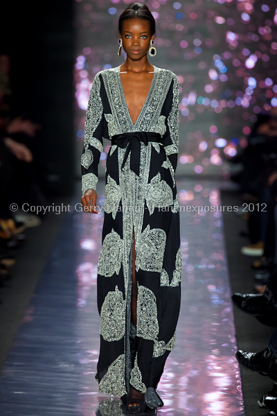 Naeem Khan - Fall/Winter 2012 - Mercedes-Benz New York Fashion Week