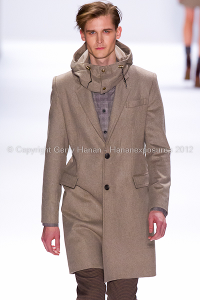 Richard Chai - Fall/Winter 2012 - Mercedes-Benz New York Fashion Week