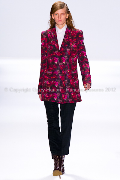 Richard Chai - Fall/Winter 2012 - Mercedes-Benz New York Fashion Week