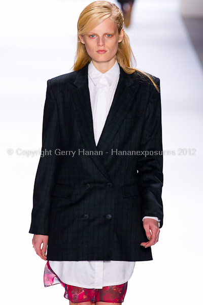 Richard Chai - Fall/Winter 2012 - Mercedes-Benz New York Fashion Week