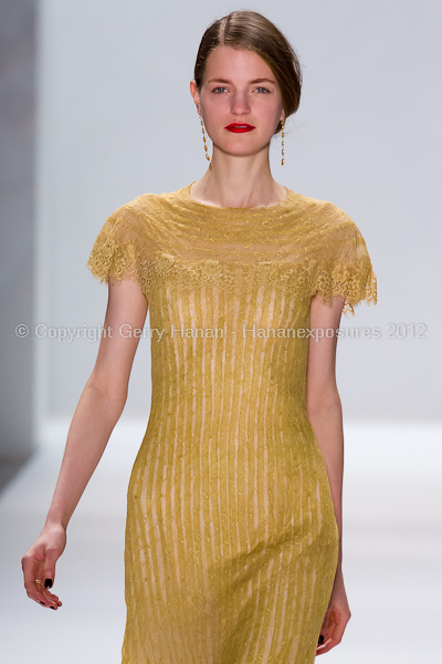 Tadashi Shoji - Fall/Winter 2012 - Mercedes-Benz New York Fashion Week