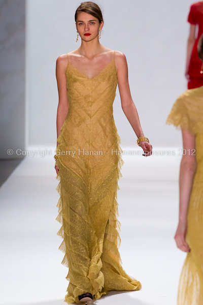 Tadashi Shoji - Fall/Winter 2012 - Mercedes-Benz New York Fashion Week