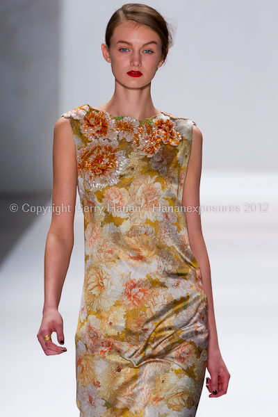 Tadashi Shoji - Fall/Winter 2012 - Mercedes-Benz New York Fashion Week