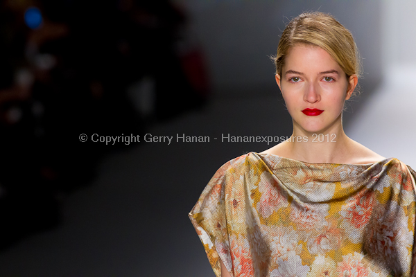Tadashi Shoji - Fall/Winter 2012 - Mercedes-Benz New York Fashion Week