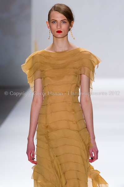 Tadashi Shoji - Fall/Winter 2012 - Mercedes-Benz New York Fashion Week