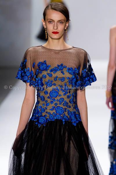 Tadashi Shoji - Fall/Winter 2012 - Mercedes-Benz New York Fashion Week