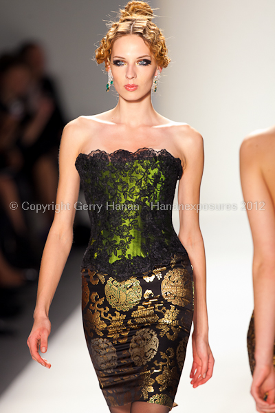 Venexiana - Fall/Winter 2012 - Mercedes-Benz New York Fashion Week