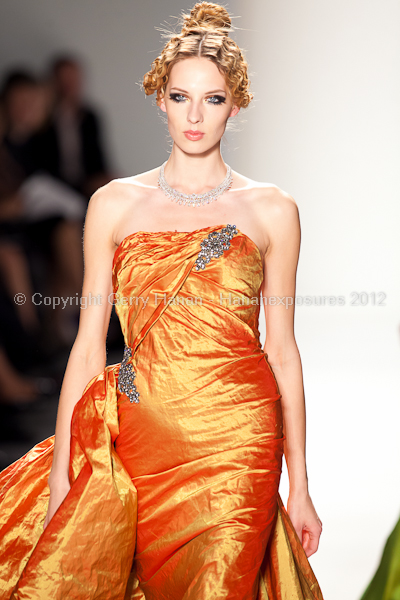 Venexiana - Fall/Winter 2012 - Mercedes-Benz New York Fashion Week