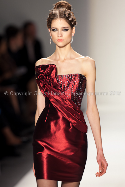 Venexiana - Fall/Winter 2012 - Mercedes-Benz New York Fashion Week