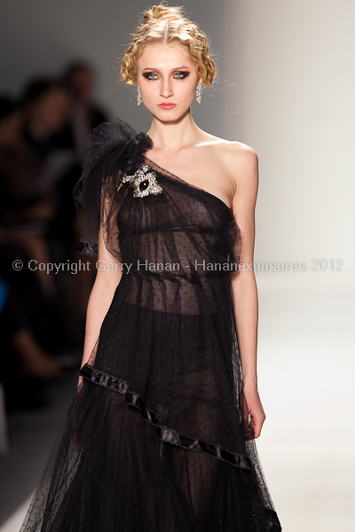 Venexiana - Fall/Winter 2012 - Mercedes-Benz New York Fashion Week