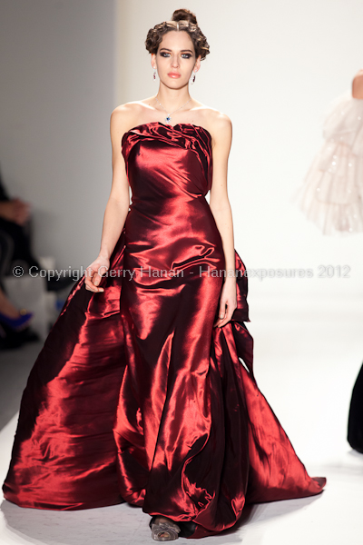 Venexiana - Fall/Winter 2012 - Mercedes-Benz New York Fashion Week