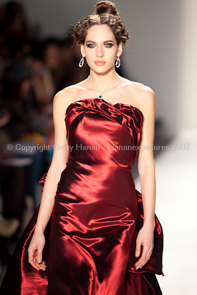 Venexiana - Fall/Winter 2012 - Mercedes-Benz New York Fashion Week