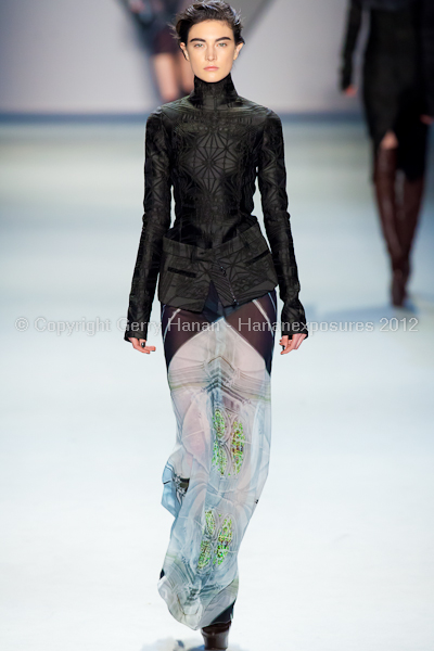 Vera Wang - Fall/Winter 2012 - Mercedes-Benz New York Fashion Week