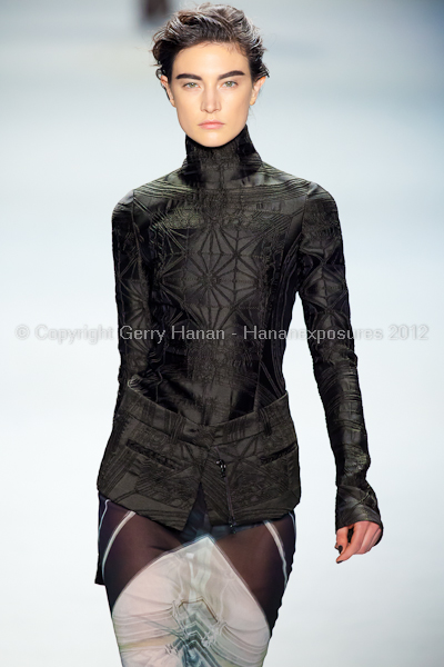 Vera Wang - Fall/Winter 2012 - Mercedes-Benz New York Fashion Week