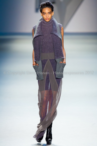 Vera Wang - Fall/Winter 2012 - Mercedes-Benz New York Fashion Week