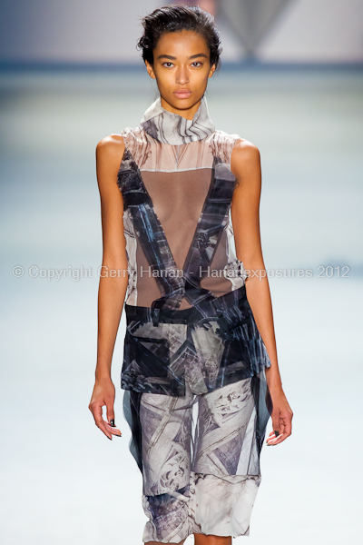 Vera Wang - Fall/Winter 2012 - Mercedes-Benz New York Fashion Week