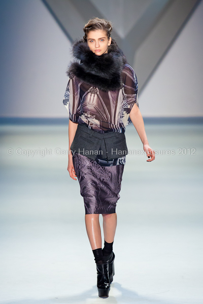 Vera Wang - Fall/Winter 2012 - Mercedes-Benz New York Fashion Week