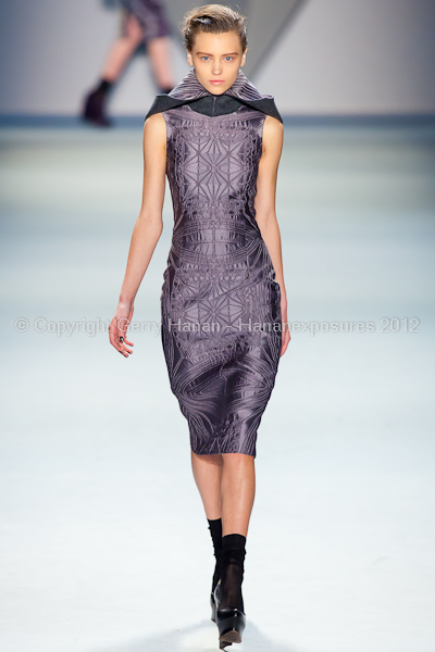 Vera Wang - Fall/Winter 2012 - Mercedes-Benz New York Fashion Week