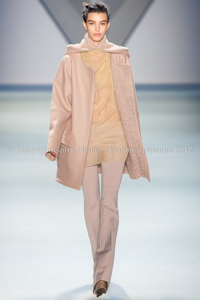 Vera Wang - Fall/Winter 2012 - Mercedes-Benz New York Fashion Week