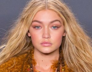 gigi-hadid-anna-sui-fw2015-featured-gallery-hananexposures-955-748