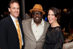 cedrick-the-entertainer-and-guests-at-john-legend-formula-one-party-austin-hananexposures-3423