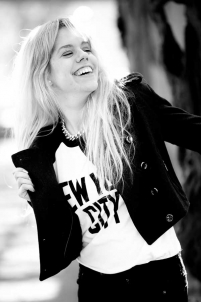 maria-at-new-york-fashion-week-2013-hananexposures-8106