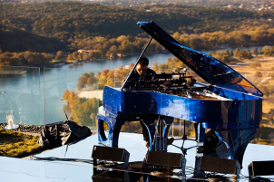 john-legend-formula-one-party-austin-hananexposures-2193