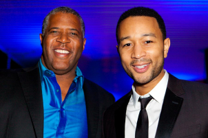 robert-smith-john-legend-formula-one-party-austin-hananexposures-3336